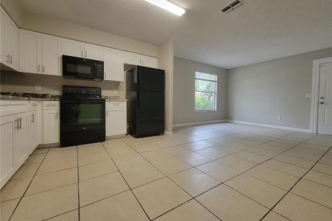 Immobilier commercial à vendre à Tampa, Floride: 24 chambres, 642.51 m2 № 2371523 - photo 19