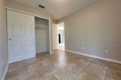 Immobilier commercial à vendre à Tampa, Floride: 24 chambres, 642.51 m2 № 2371523 - photo 17