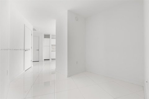 Copropriété à vendre à Miami, Floride: 1 chambre, 87.05 m2 № 1974441 - photo 20