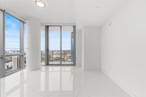 Copropriété à vendre à Miami, Floride: 1 chambre, 87.05 m2 № 1974441 - photo 29