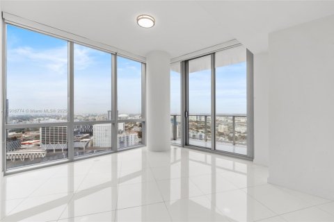 Copropriété à vendre à Miami, Floride: 1 chambre, 87.05 m2 № 1974441 - photo 30
