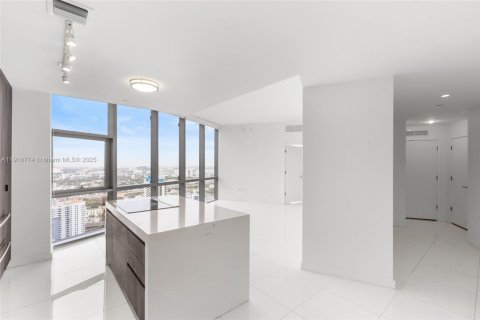 Copropriété à vendre à Miami, Floride: 1 chambre, 87.05 m2 № 1974441 - photo 8