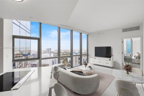 Copropriété à vendre à Miami, Floride: 1 chambre, 87.05 m2 № 1974441 - photo 9