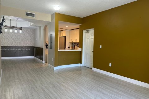 Condominio en venta en Doral, Florida, 2 dormitorios, 103.59 m2 № 1842753 - foto 8