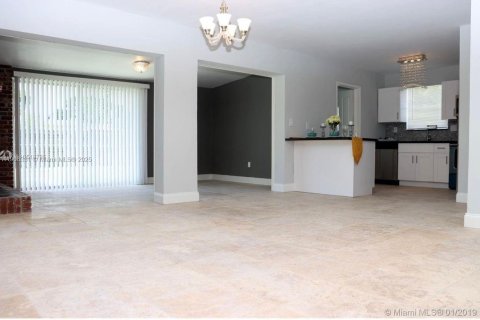 Villa ou maison à vendre à Oakland Park, Floride: 3 chambres, 125.42 m2 № 2034869 - photo 5