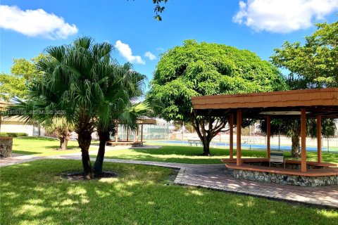 Condo in Lauderdale Lakes, Florida, 1 bedroom  № 2082534 - photo 20