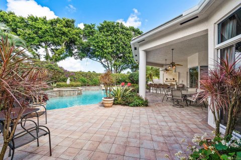 Villa ou maison à vendre à Palm Beach Gardens, Floride: 3 chambres, 385.45 m2 № 2325375 - photo 2