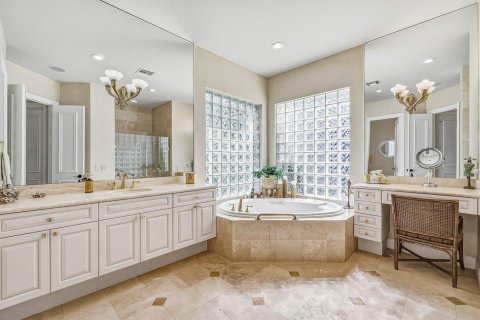 Villa ou maison à vendre à Palm Beach Gardens, Floride: 3 chambres, 385.45 m2 № 2325375 - photo 20