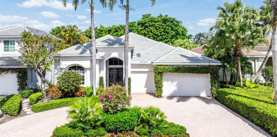 Villa ou maison à Palm Beach Gardens, Floride 3 chambres, 385.45 m2 № 2325375