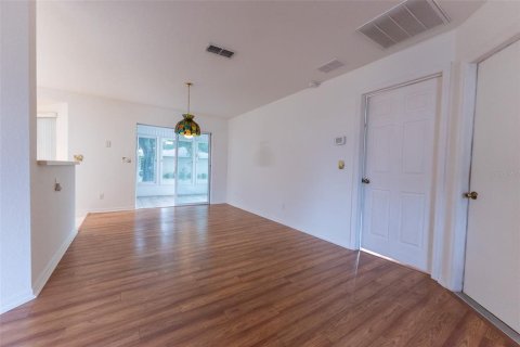 Купить виллу или дом в Окала, Флорида 6 комнат, 126.72м2, № 1650356 - фото 12