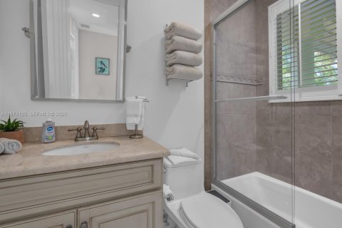Villa ou maison à louer à Key Largo, Floride: 4 chambres, 286.42 m2 № 2326577 - photo 27