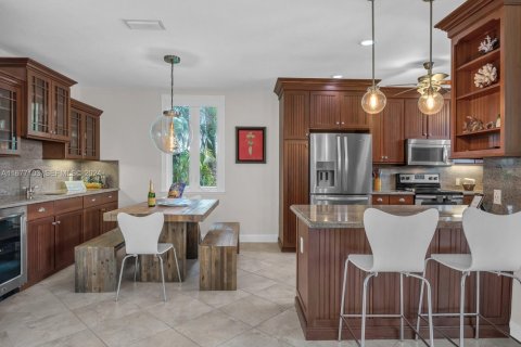 Villa ou maison à louer à Key Largo, Floride: 4 chambres, 286.42 m2 № 2326577 - photo 18