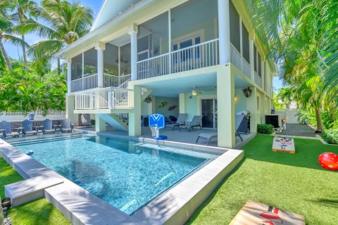 Villa ou maison à louer à Key Largo, Floride: 4 chambres, 286.42 m2 № 2326577 - photo 6