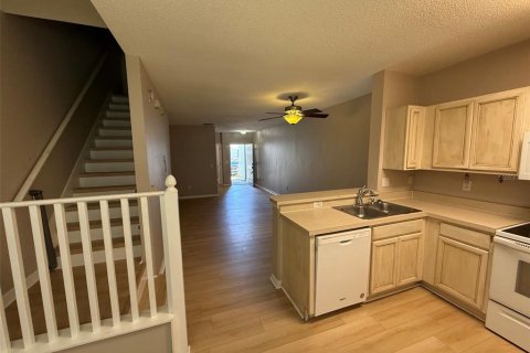 Touwnhouse à louer à Riverview, Floride: 3 chambres, 131.18 m2 № 2148933 - photo 5