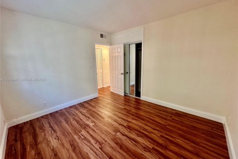 Appartement à louer à Fort Lauderdale, Floride: 2 chambres № 2069468 - photo 17