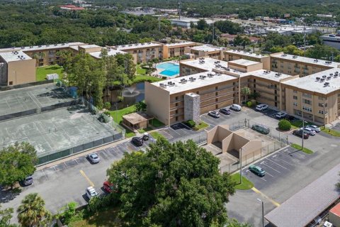 Condominio en alquiler en Tampa, Florida, 2 dormitorios, 72.74 m2 № 1876885 - foto 25