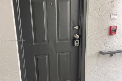 Condominio en venta en West Palm Beach, Florida, 2 dormitorios, 65.77 m2 № 1955317 - foto 24