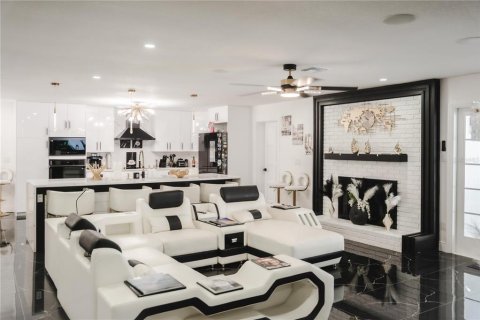 Villa ou maison à vendre à Winter Park, Floride: 3 chambres, 199.28 m2 № 2386505 - photo 7