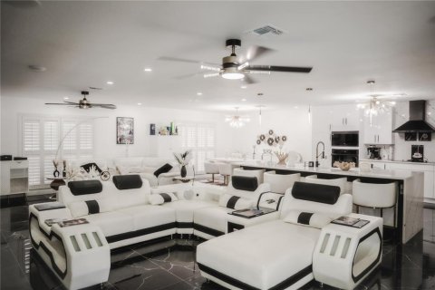 Villa ou maison à vendre à Winter Park, Floride: 3 chambres, 199.28 m2 № 2386505 - photo 6