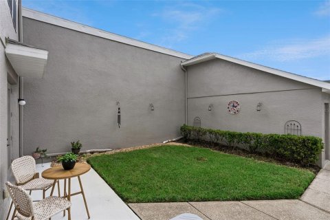 Townhouse in Orlando, Florida 2 bedrooms, 116.13 sq.m. № 2386668 - photo 14