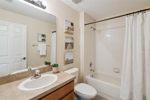 Townhouse in Orlando, Florida 2 bedrooms, 116.13 sq.m. № 2386668 - photo 12