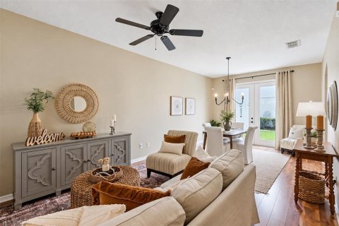 Townhouse in Orlando, Florida 2 bedrooms, 116.13 sq.m. № 2386668 - photo 3