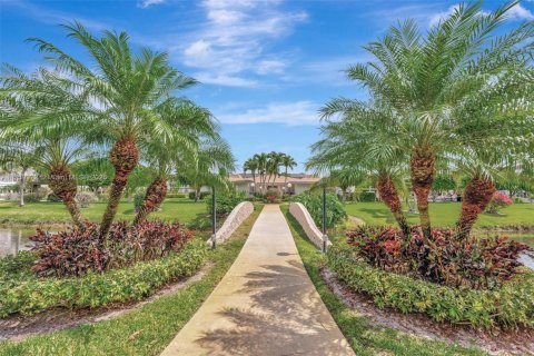 Condo in Lauderdale Lakes, Florida, 2 bedrooms  № 1867296 - photo 25