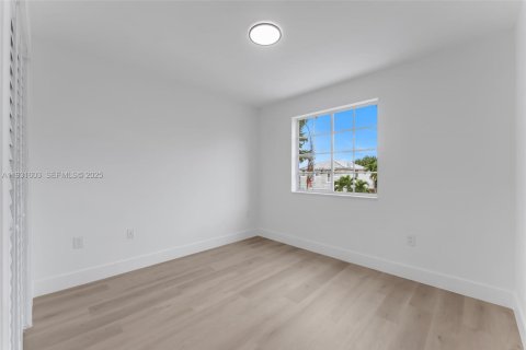 Купить виллу или дом в Майами, Флорида 4 спальни, 189.61м2, № 1990235 - фото 23