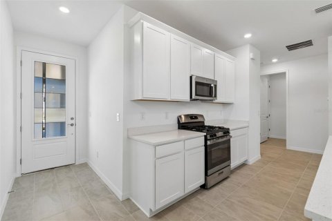 Casa en venta en Sun City Center, Florida, 2 dormitorios, 130.9 m2 № 1912091 - foto 5