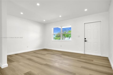 Casa en venta en Homestead, Florida, 3 dormitorios, 118.45 m2 № 1864490 - foto 5