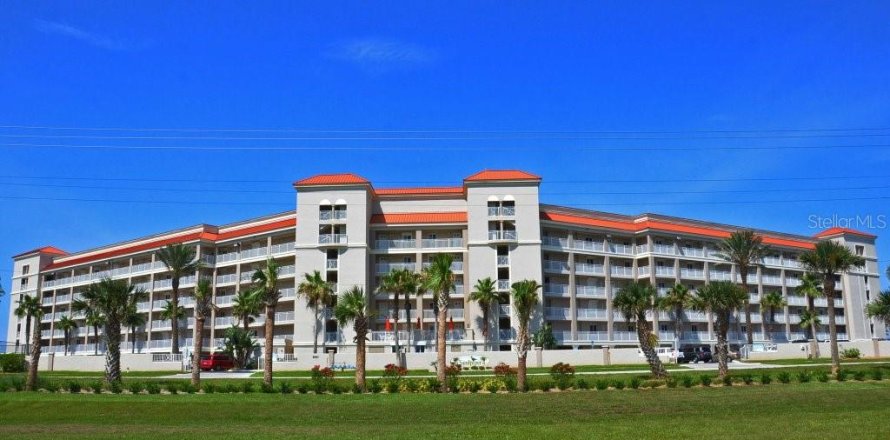 Condo in New Smyrna Beach, Florida, 2 bedrooms № 2232937