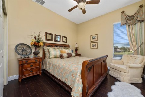 House in Orlando, Florida 4 bedrooms, 284 sq.m. № 1866696 - photo 18