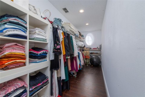 House in Orlando, Florida 4 bedrooms, 284 sq.m. № 1866696 - photo 29