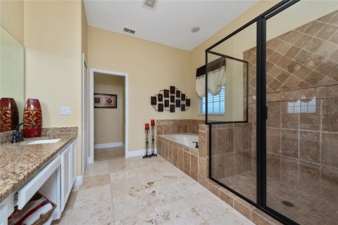 House in Orlando, Florida 4 bedrooms, 284 sq.m. № 1866696 - photo 27