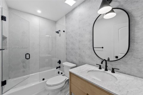 Купить виллу или дом в Корал-Гейблс, Флорида 4 спальни, 272.3м2, № 1996564 - фото 27