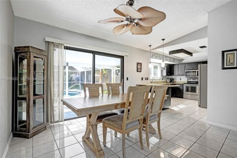 Villa ou maison à vendre à Port St. Lucie, Floride: 3 chambres, 125.23 m2 № 2004007 - photo 12