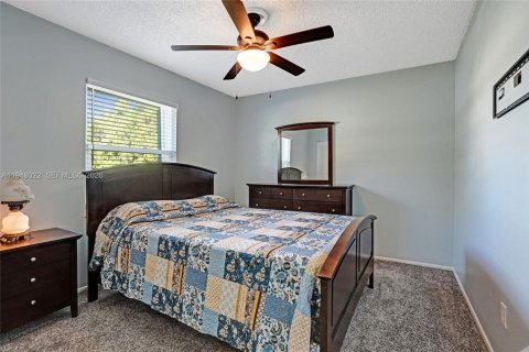 Villa ou maison à vendre à Port St. Lucie, Floride: 3 chambres, 125.23 m2 № 2004007 - photo 30