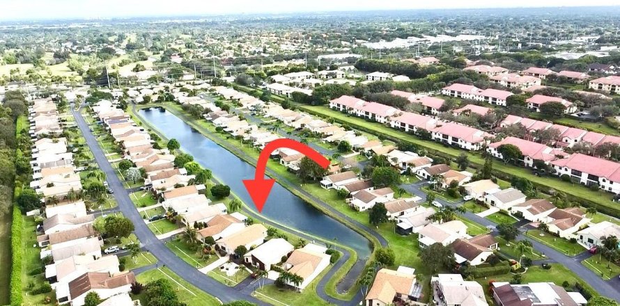 House in Boynton Beach, Florida 2 bedrooms, 141.03 sq.m. № 1031682