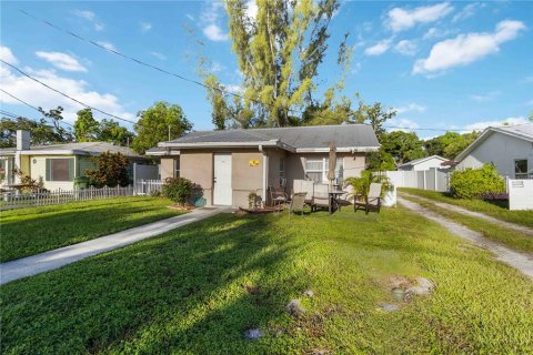 Apartment in Bradenton, Florida 1 bedroom, 32.52 sq.m. № 1904930 - photo 15