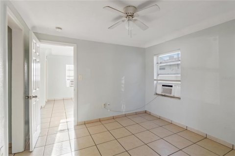 Apartment in Bradenton, Florida 1 bedroom, 32.52 sq.m. № 1904930 - photo 24