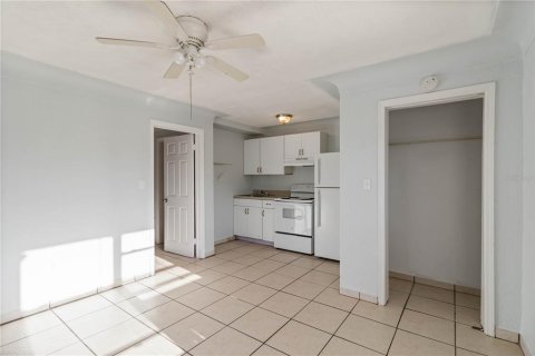 Apartment in Bradenton, Florida 1 bedroom, 32.52 sq.m. № 1904930 - photo 19