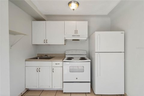 Apartment in Bradenton, Florida 1 bedroom, 32.52 sq.m. № 1904930 - photo 22
