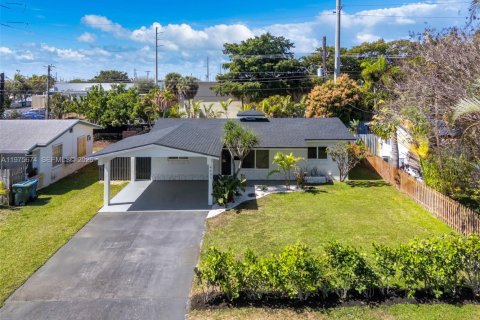 House in Oakland Park, Florida 3 bedrooms, 111.2 sq.m. № 2040042 - photo 30