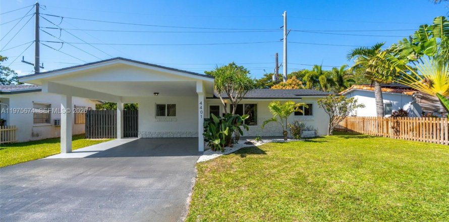 House in Oakland Park, Florida 3 bedrooms, 111.2 sq.m. № 2040042