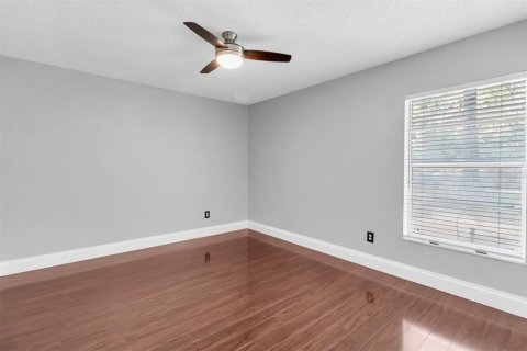 Villa ou maison à vendre à Lutz, Floride: 4 chambres, 205.69 m2 № 1884164 - photo 16