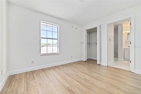 Apartamento en alquiler en Tampa, Florida, 4 dormitorios, 130.06 m2 № 1872935 - foto 7