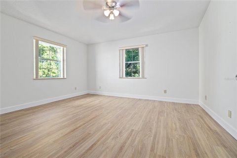 Apartamento en alquiler en Tampa, Florida, 4 dormitorios, 130.06 m2 № 1872935 - foto 12
