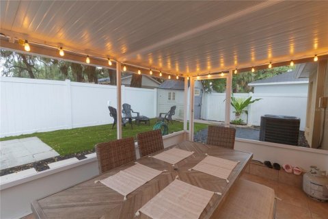 Casa en venta en Seffner, Florida, 2 dormitorios, 97.27 m2 № 2117167 - foto 18