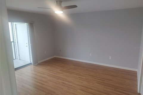 Condominio en venta en Ellenton, Florida, 2 dormitorios, 111.2 m2 № 1886242 - foto 13