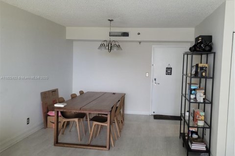 Copropriété à vendre à Aventura, Floride: 2 chambres, 98.66 m2 № 1937880 - photo 5
